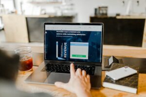 E-commerce boom v strednej Európe: Slovenský online obchod rastie o 22 %